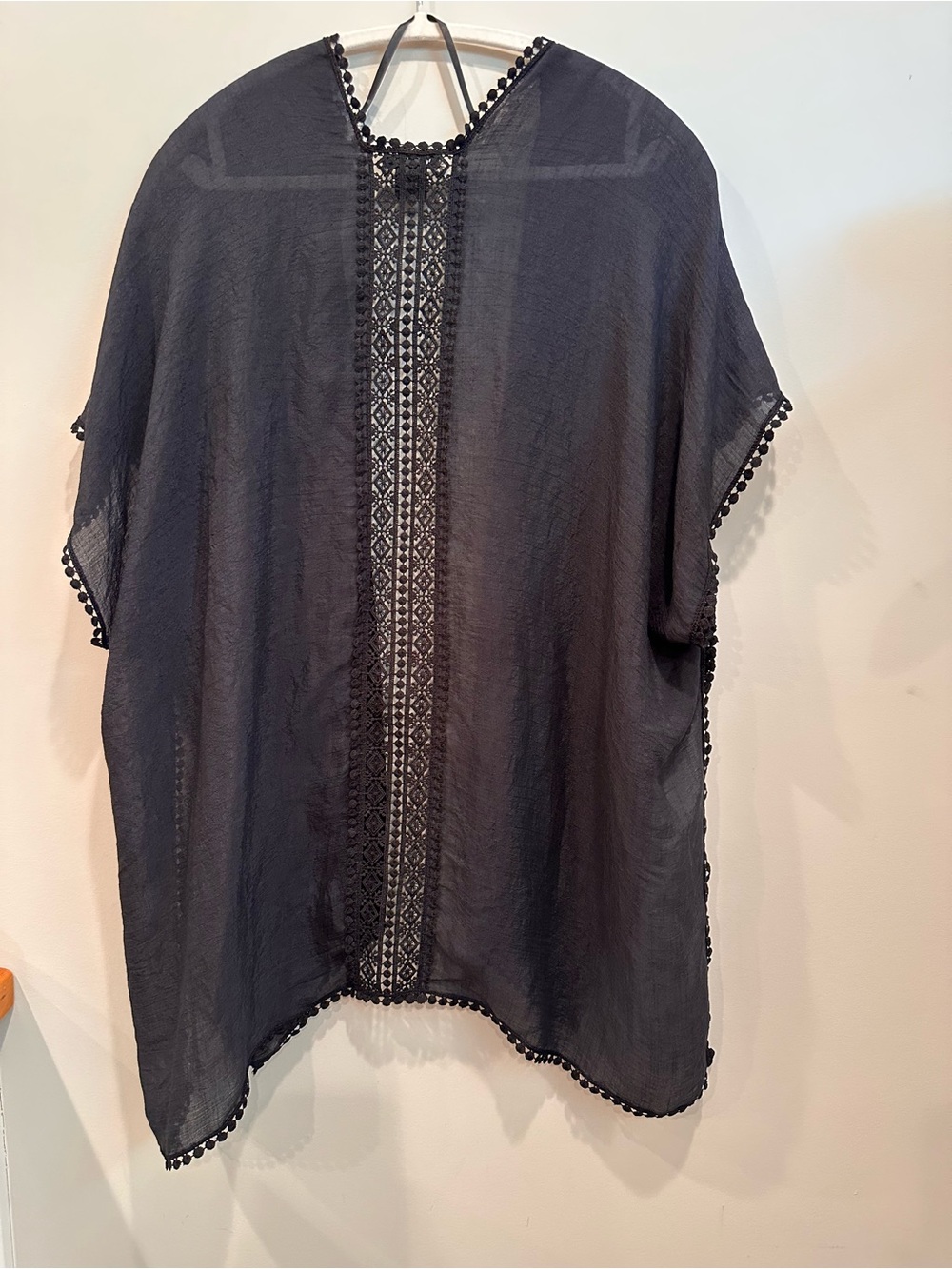 Steve Madden Black Lightweight Kimono Cover-Up with Pom Trim One Size - Picture 2 of 5
